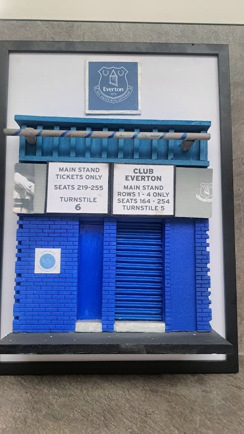 5-6 Framed slim Main Stand