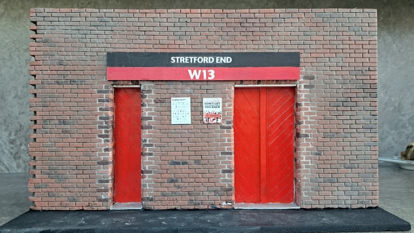 Gate W13 (unframed) Streford End