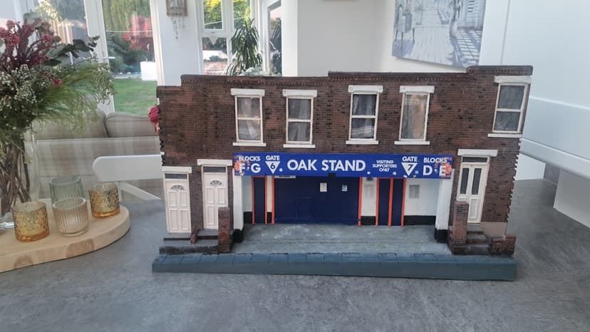 Kenilworth Road Oak Stand 6-7
