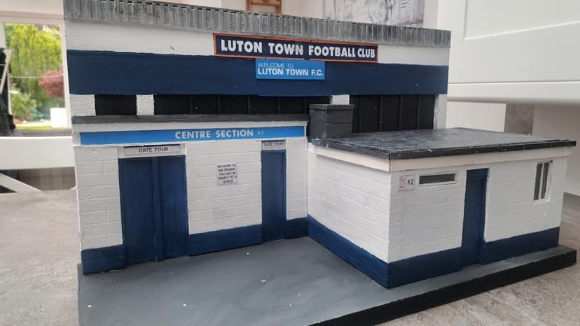 Luton Town entre Section