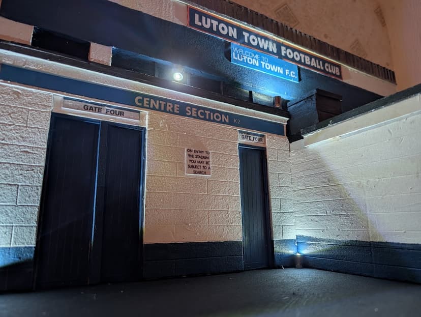 Kenilworth Road Gate 4
